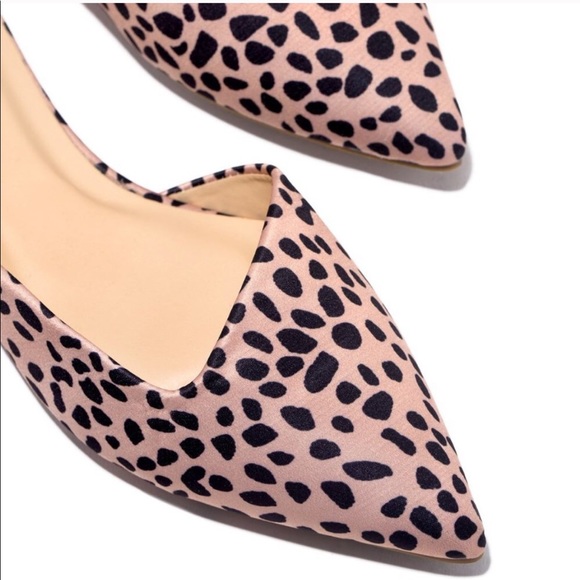 Cheetah Pointed Slip On Flats - Picture 6 of 9